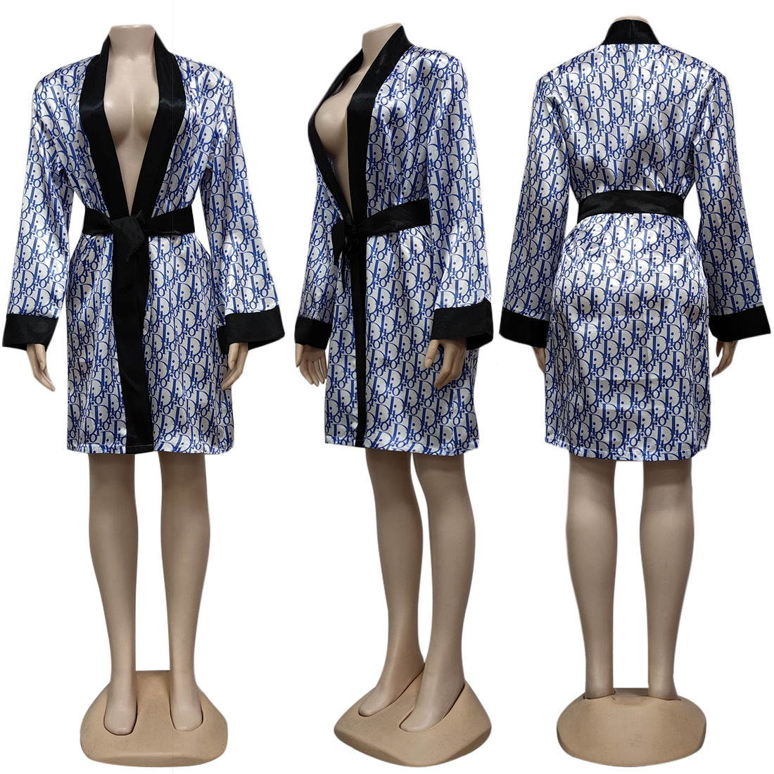 KR116 Satin Letter D Printed Robe