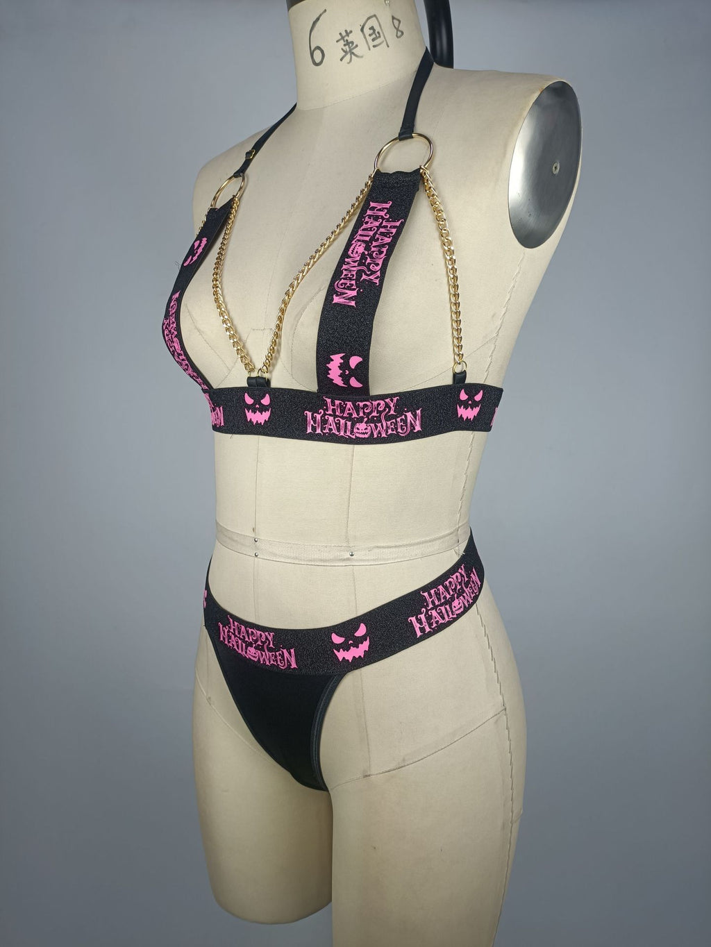 CH23 Chain Happy Halloween Thong Set