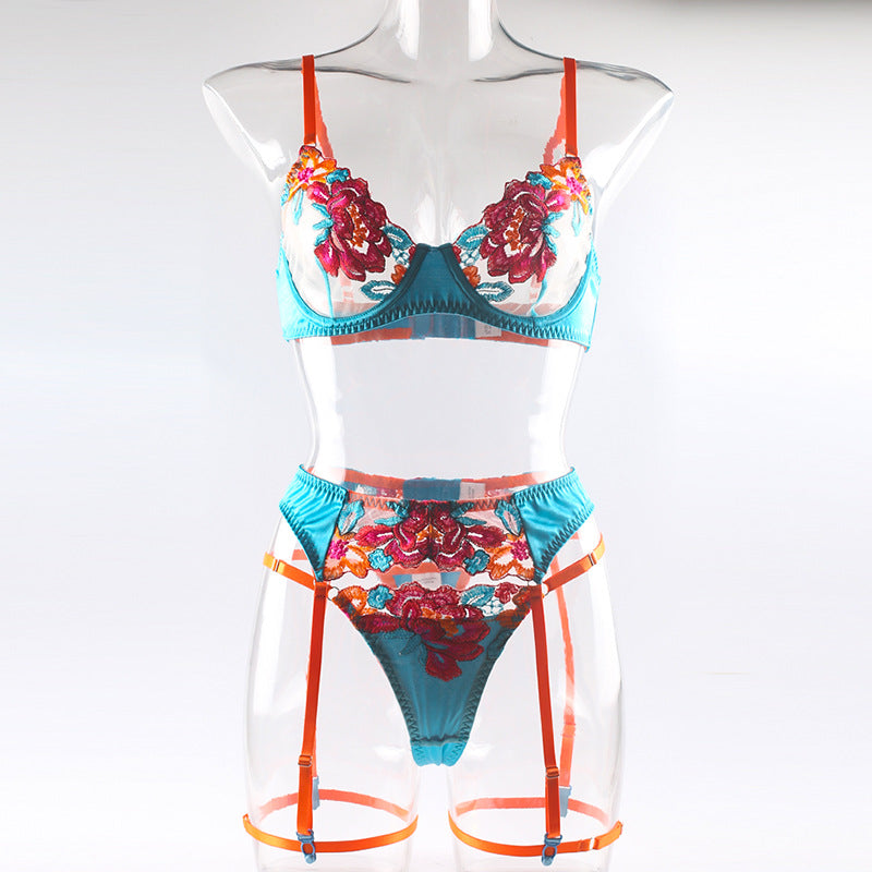 Y573 Blue Print Embroidered 3 Piece Set